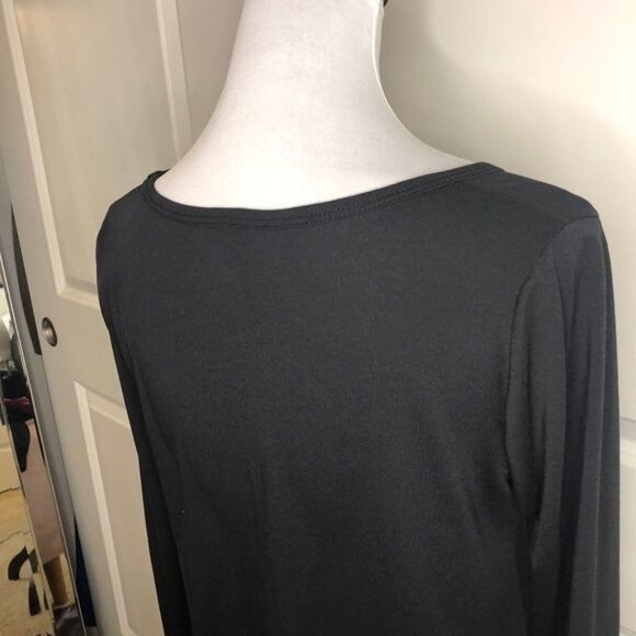 Lularoe Solid Black Long Sleeve T-shirt - Picture 5 of 11